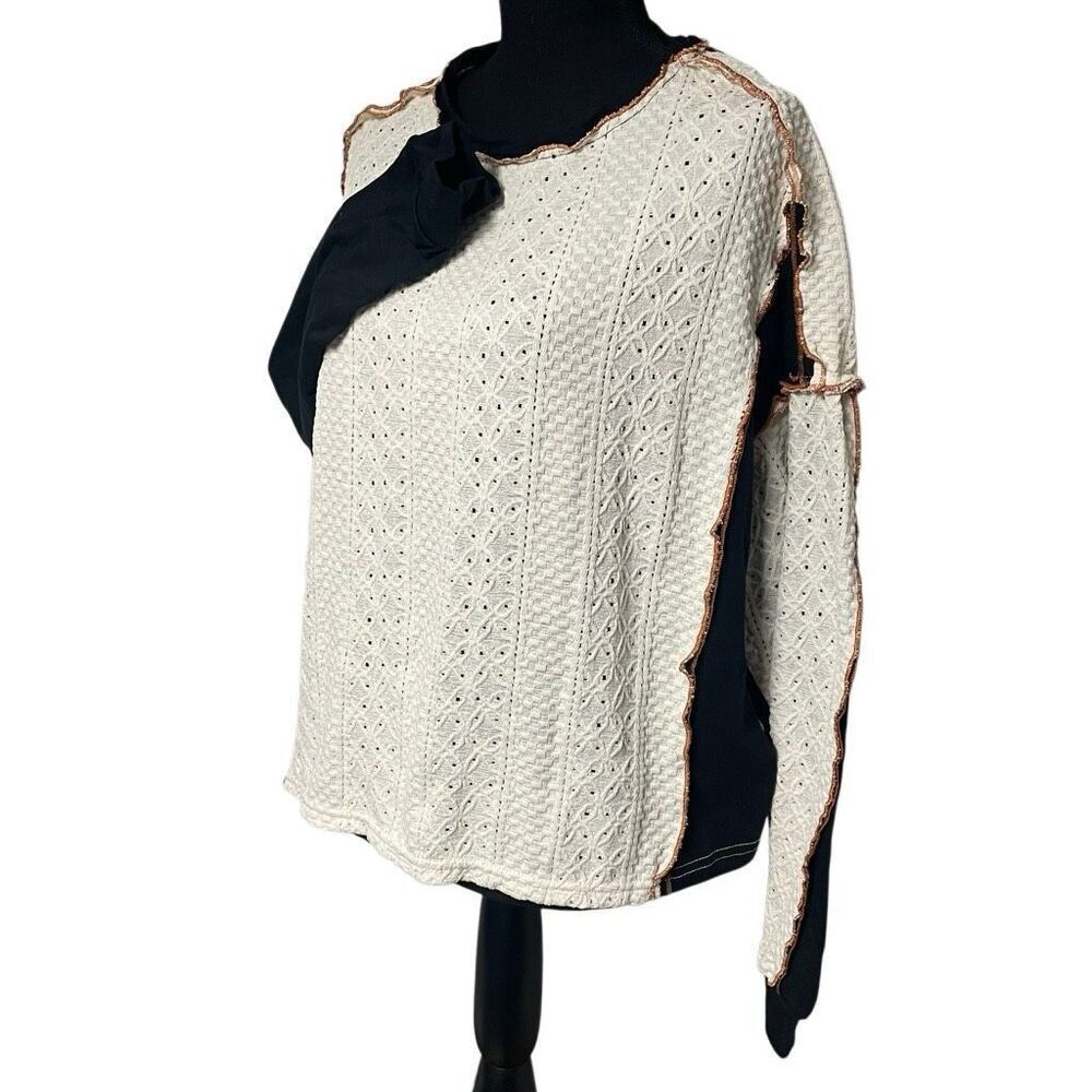 Bohemela Cream and Black Exposed Contrast Seam Lace Top N0569